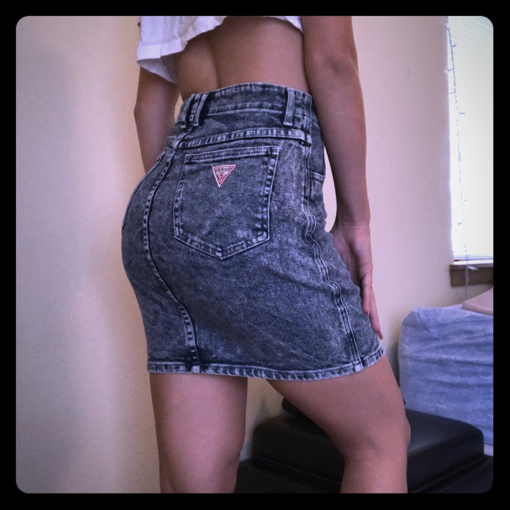 Women’s denim Guess skirt